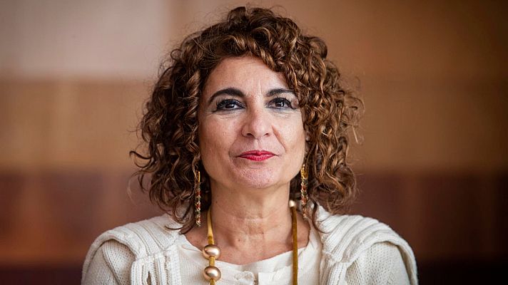 La hora de La 1 - Montero, sobre la propuesta de Podemos de bonificar un 14% el precio de la cesta básica: "Las medidas que se plantean tienen que ser viables"