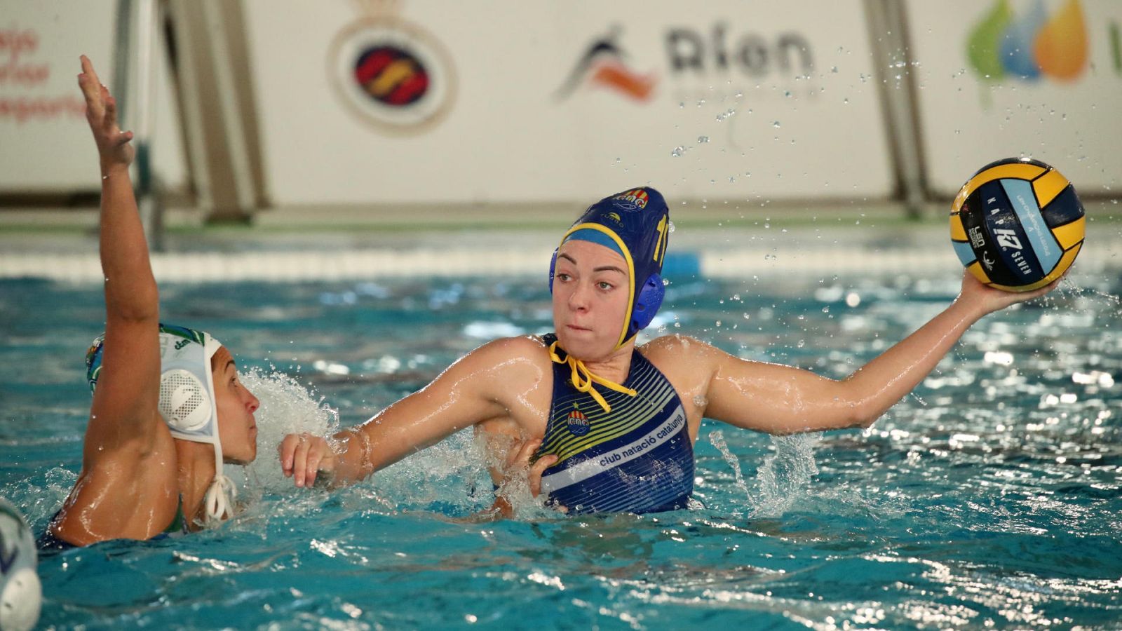 Mediterrani gana al Catalunya el duelo de cuartos más igualado de la Copa de la Reina de waterpolo -- Ver ahora