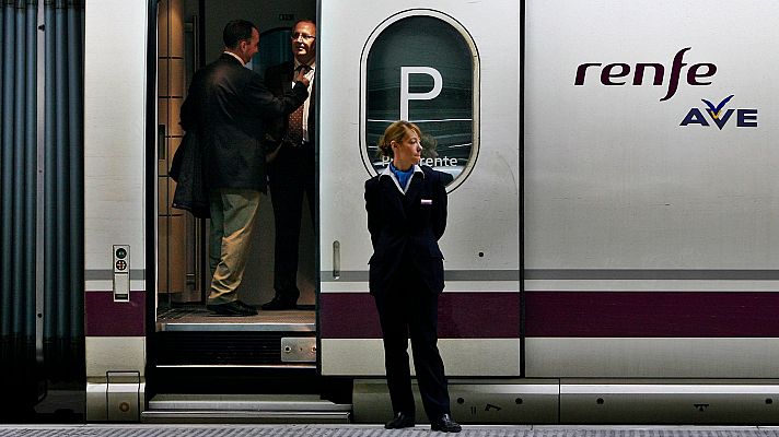 Telediario 1 - El AVE Madrid-Barcelona cumple 15 años