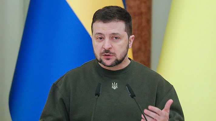 Telediario 1 - La imagen de Zelenski y de Putin, dos visiones muy distintas y calculadas