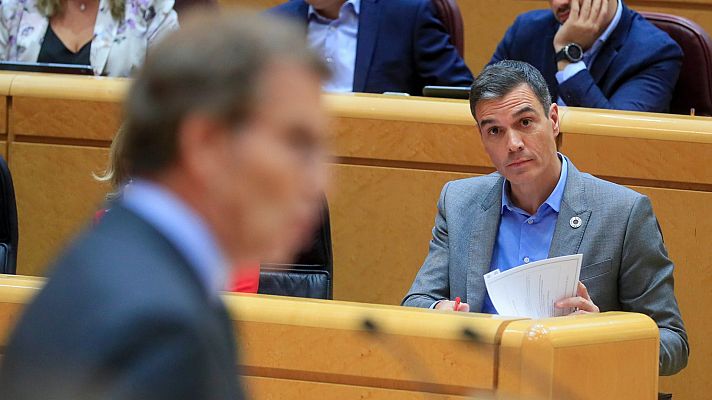 Telediario 2 - Feijóo carga duramente contra el "error" de la 'ley trans' y Sánchez le cuestiona su "credibilidad feminista"