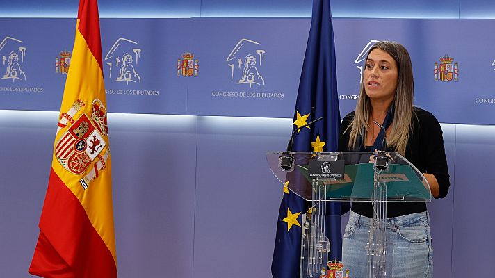 La hora de La 1 - PP, Cs y Vox piden actuar contra la portavoz de JxCat por apartar la bandera de España en el Congreso