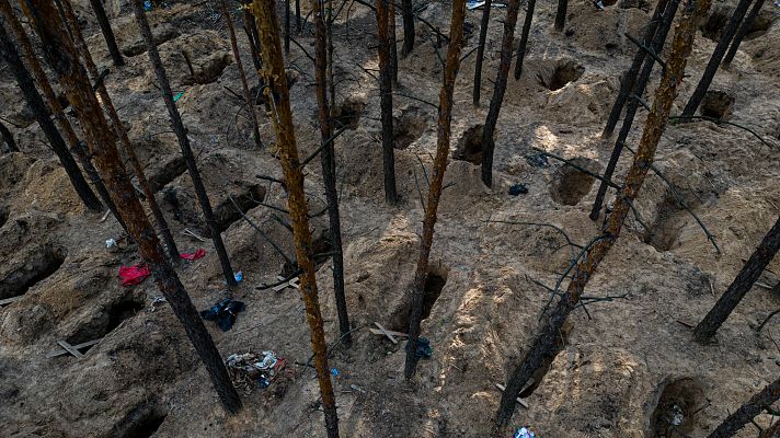 Telediario 1 - Izium, epicentro de la tragedia en Ucrania