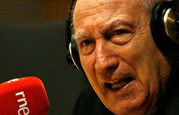  - Tomás Eloy Martínez