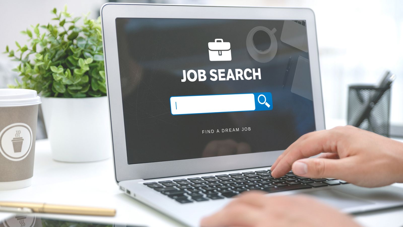 La hora de la 1 - ¿Cómo reconocer ofertas de trabajo engañosas? - Ver ahora