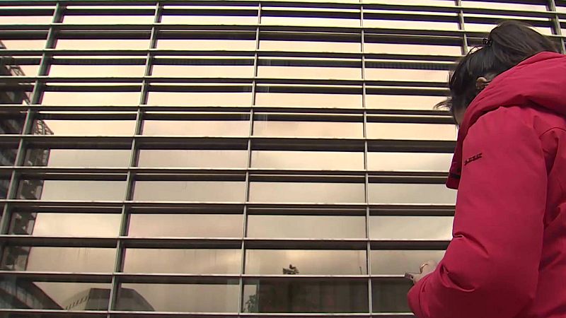 El sexismo de las 'azafatas de imagen' - RTVE.es | Ver