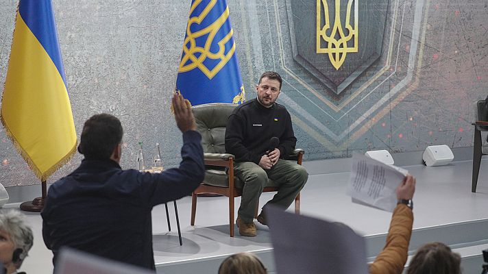 Telediario en lengua de signos - Telediario - 21 horas - 24/02/23 - Lengua de signos