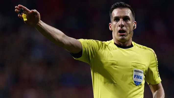 Telediario Fin de Semana - El abogado de Estrada Fernández, a TVE: "Que se investigue (el caso Negreira) por el buen nombre de los árbitros"