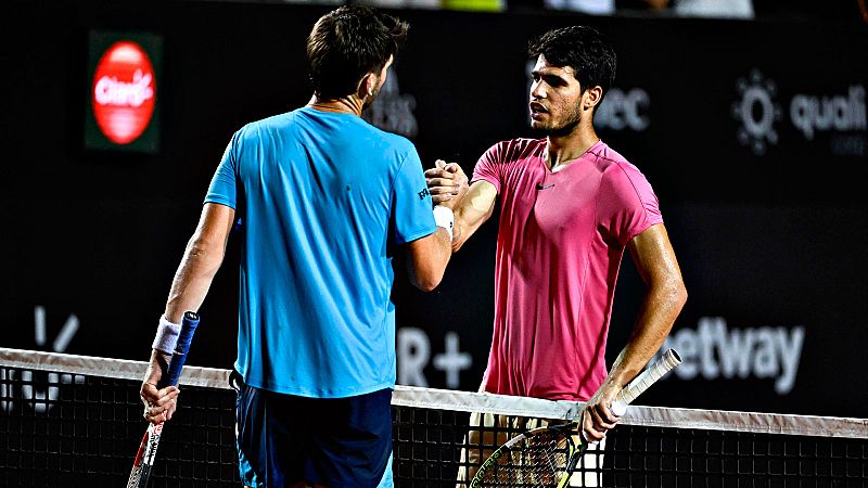 Carlos Alcaraz se lesiona y pierde la final en Río de Janeiro ante Norrie