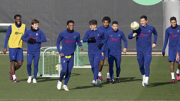 Telediario 1 - El Real Madrid recupera a Rodrygo y el Barcelona pierde a Lewandowski, Pedri y Dembelé