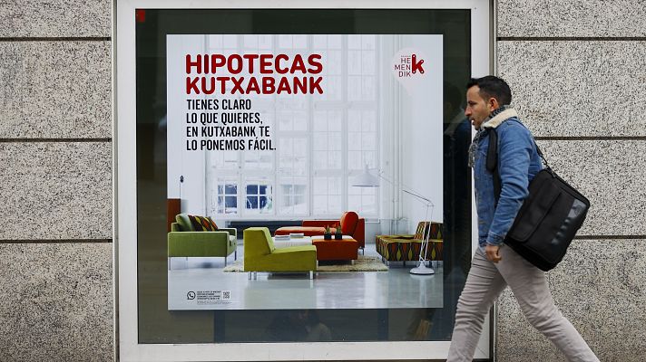 Telediario 2 - El euríbor supera en febrero el 3,5% y encarece la hipoteca variable unos 300 euros al mes