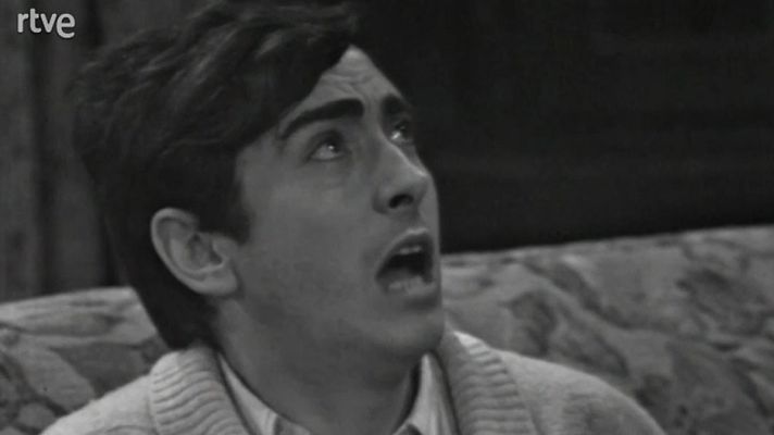 Estudio 1 - De profesión, sospechoso