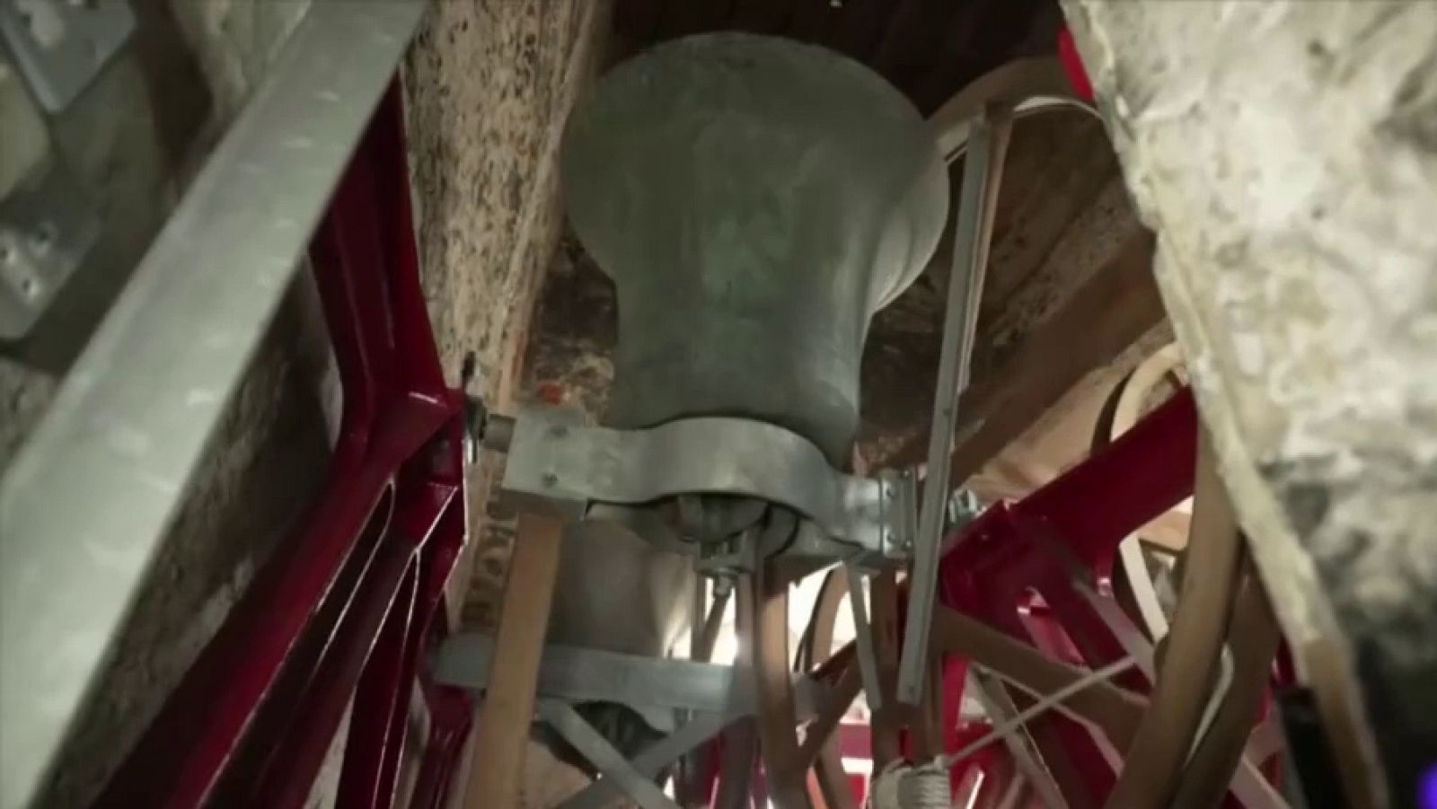 Los campaneros de Inglaterra entrenan para la coronación del rey Carlos III | Ver