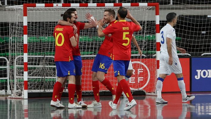 Telediario Matinal - España se da un festín ante Chipre (13-0) y tiene más cerca el Mundial 2024 de fútbol sala