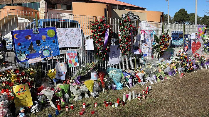 Telediario 1 - La fiscalía italiana investiga una posible negligencia en el rescate del naufragio de Calabria