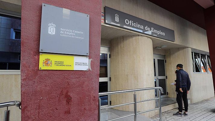 Telediario 1 - España suma 88.918 afiliados en febrero pese a que el paro sube por segundo mes consecutivo en 2.618 personas