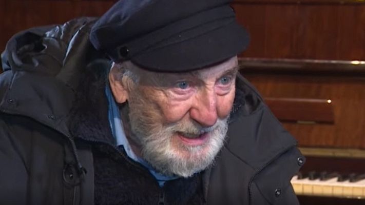 Telediario 1 - Héctor Alterio vuelve a los escenarios para recitar a León Felipe