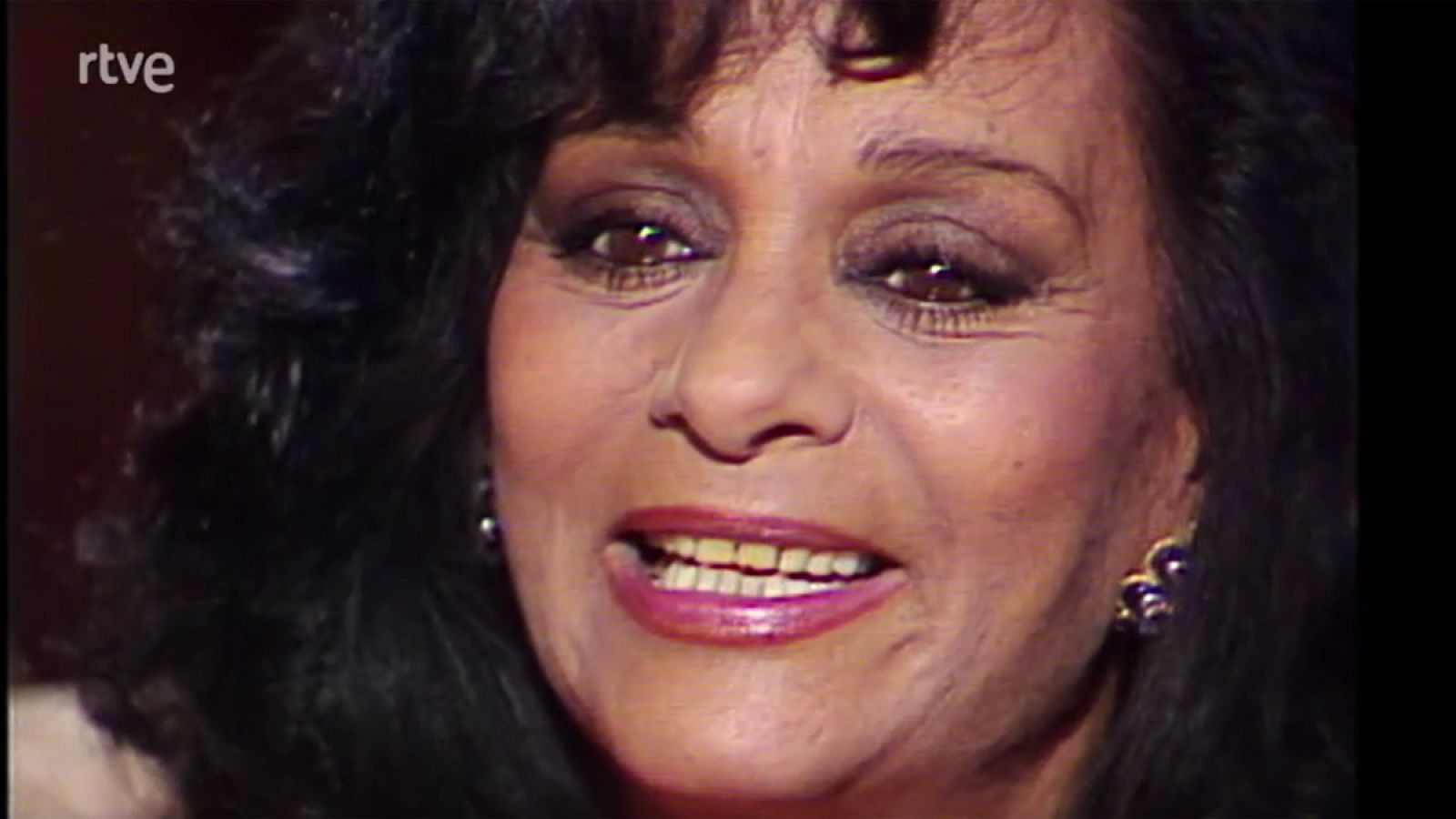 Cerca de ti - La Chunga - Cerca de ti (Biografía) | Ver