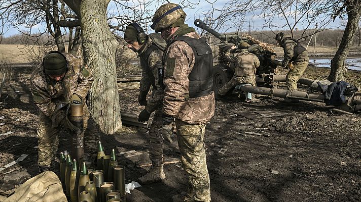 Telediario Fin de Semana - Ucrania intenta recontruir sus defensas en Bajmut