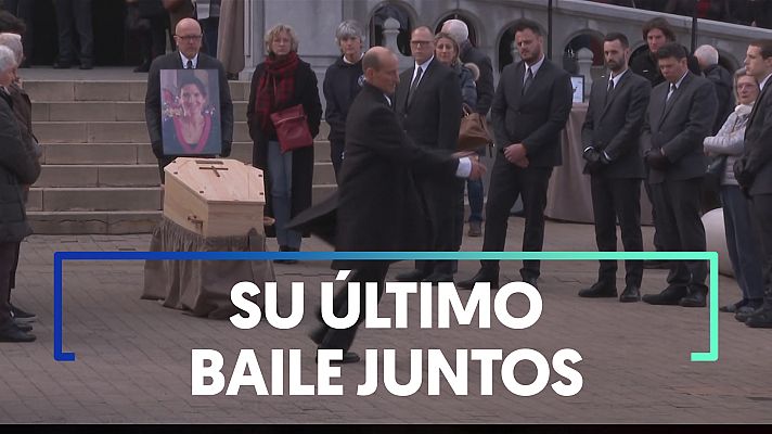 Modo Digital - El viudo de una profesora asesinada por un alumno la despide bailando