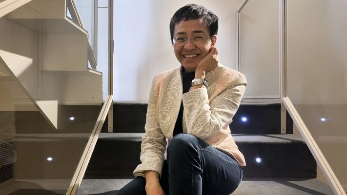 Telediario 2 - María Ressa: "Las empresas estadounidenses de redes sociales han llevado a la destrucción de la democracia"