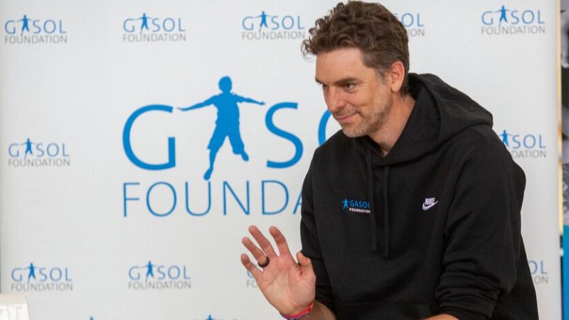 Pau Gasol se vuelca con los niños de su Fundación