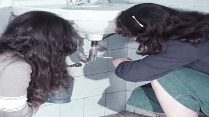 Arxiu TVE Catalunya - Les dones treballen a les obres