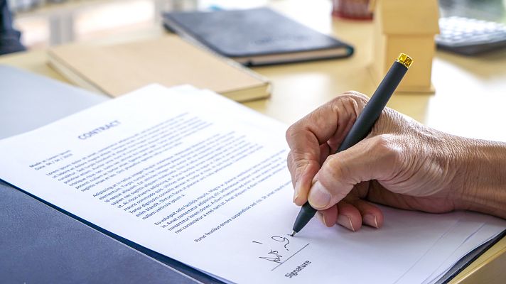 Telediario 1 - Herencia millonaria para una residencia