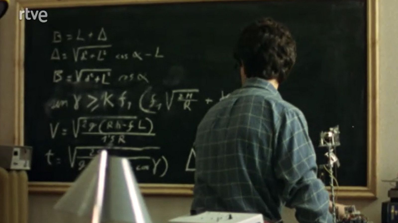 Escalera exterior, escalera interior - Pase sin llamar - Escalera exterior, escalera interior | Ver