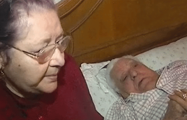 España Directo - Desahuciados por su hijo