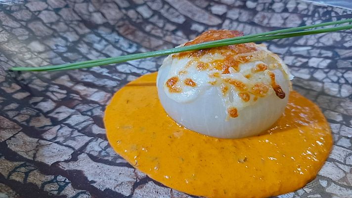 Saber vivir - Cebolla rellena de ave y pistacho de Sergio Fernán