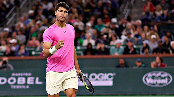 Telediario Fin de Semana - Alcaraz y Badosa arrancan con victoria en Indian Wells