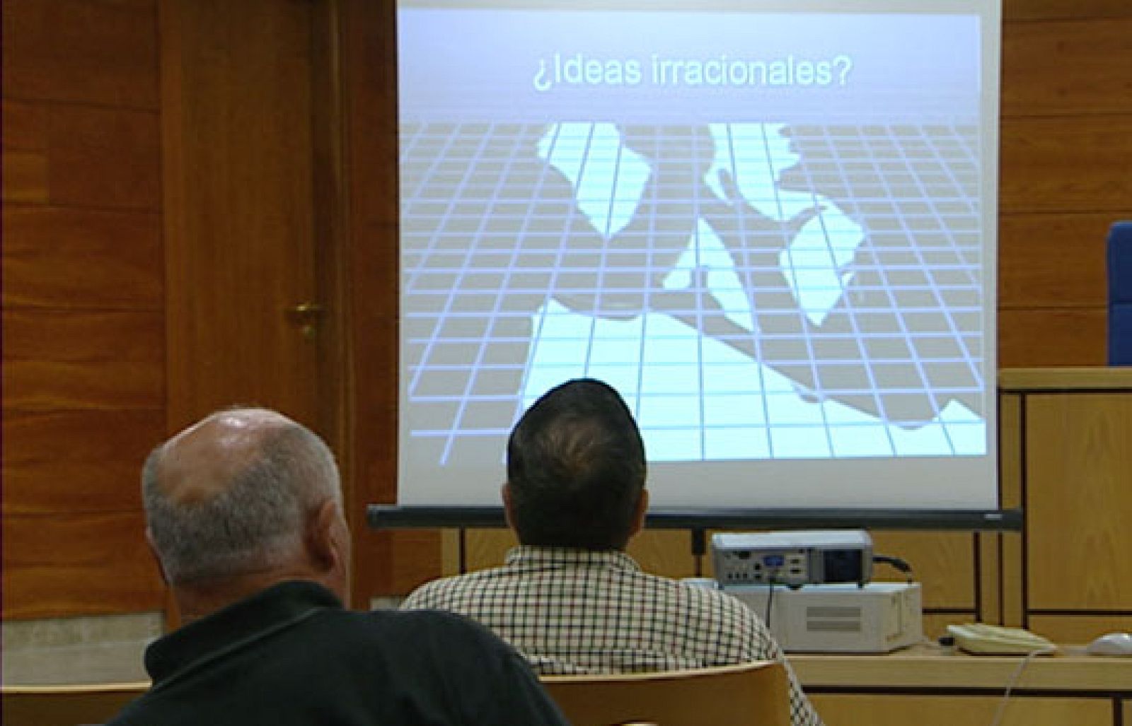 Reporteros del telediario - Reeducar a los maltratadores ayuda a romper el ciclo de la violencia de género - Reporteros del Telediario | Ver