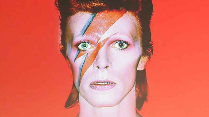 Telediario 1 - David Bowie por Brian Duffy, el fotógrafo de sus años dorados