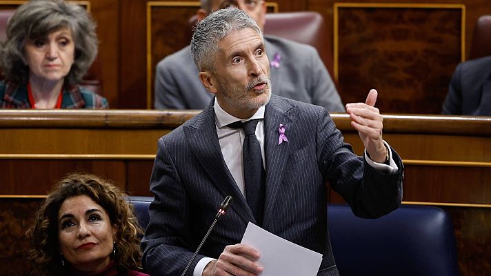 Informativo 24h - El PP carga contra Marlaska por el caso del 'Tito Berni' y el ministro responde: "Ustedes usaban los Cuerpos del Estado para tapar la corrupción"