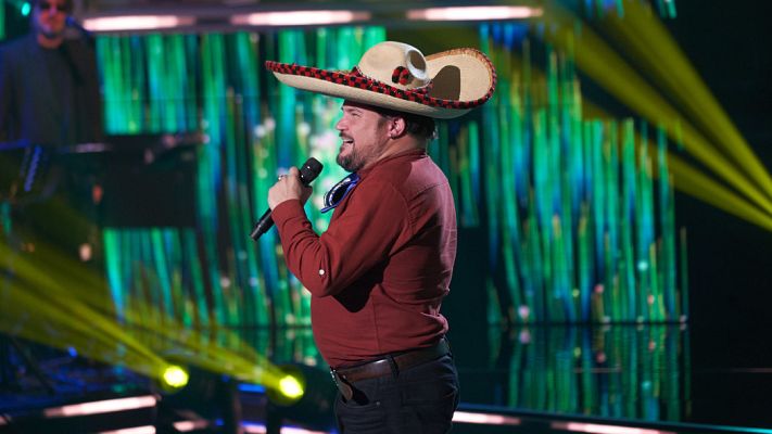 Cover Night - Charro de Triana devuelve a "La bikina" a un talent show