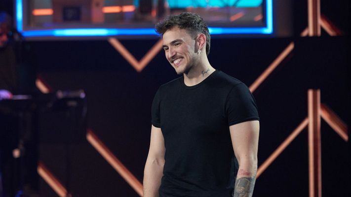 Cover Night - Los jueces tampoco aprueban el vestuario de Ginés González