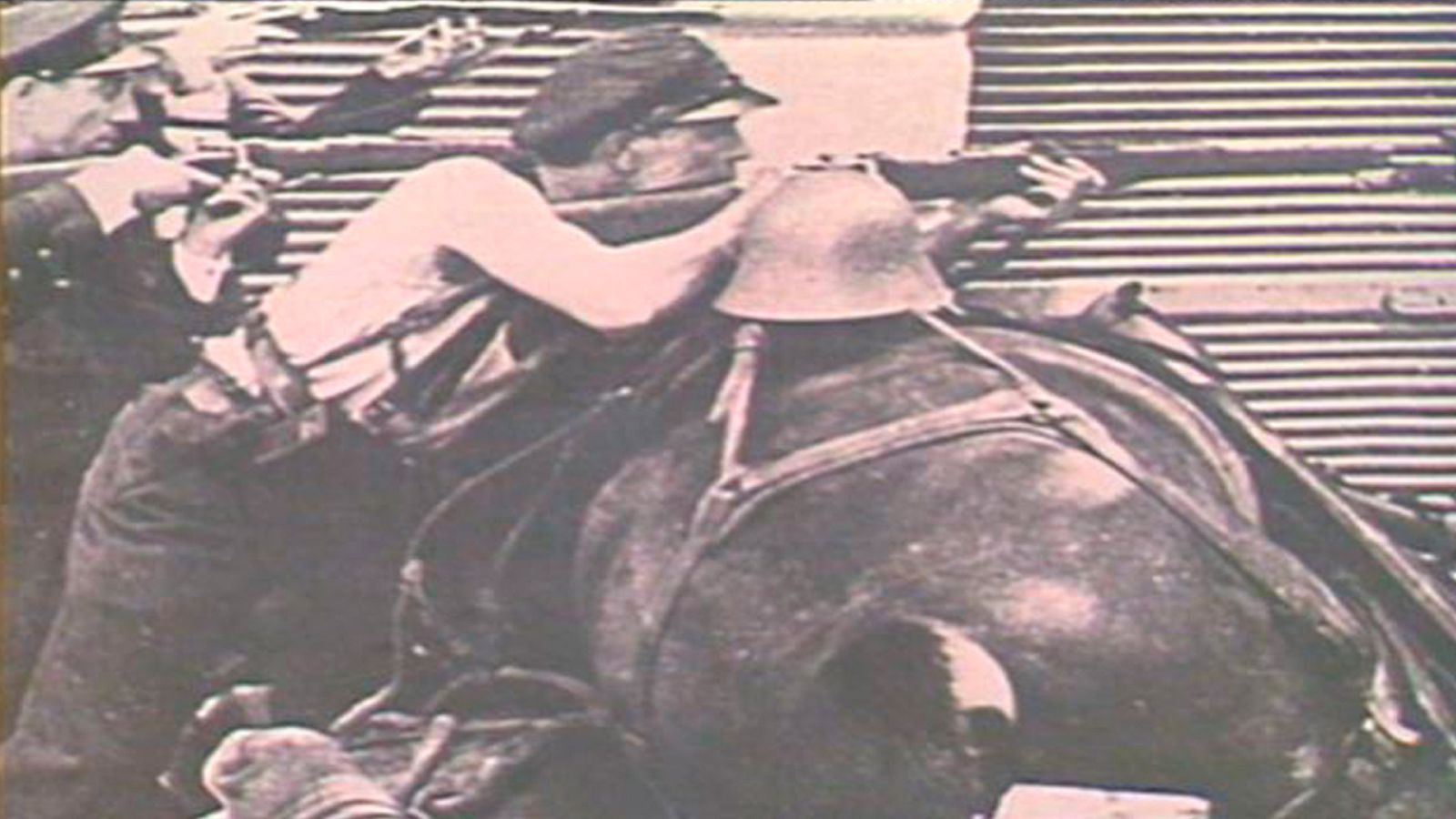 Arxiu TVE Catalunya - La terra i la cendra. La Guerra Civil a Catalunya - Presentació