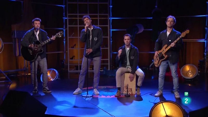 Punts de vista - Entrevista i actuaci�� de 'Luand'