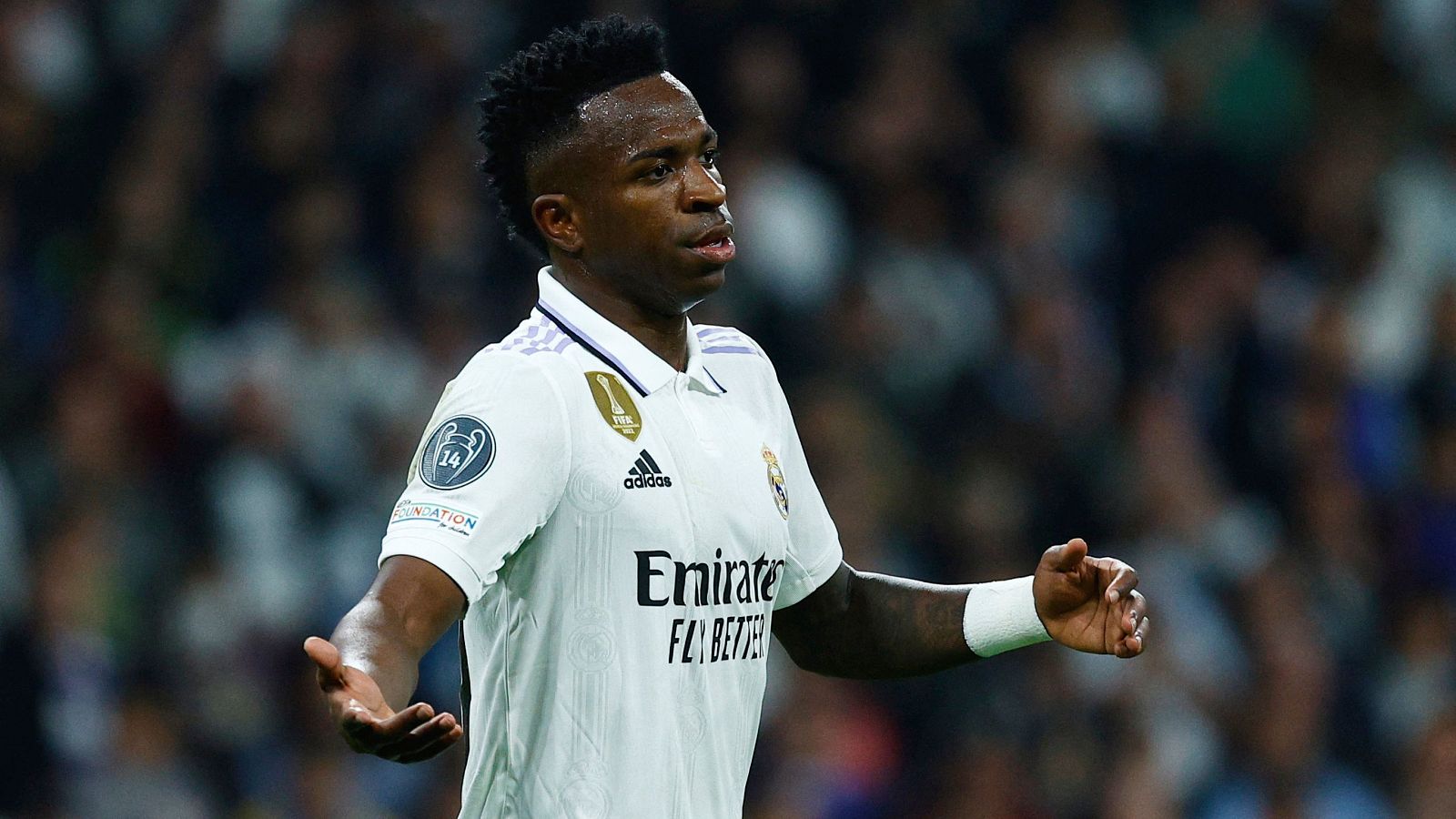 Vinicius declarará ante el juez por los insultos que recibió en Son Moix | Ver