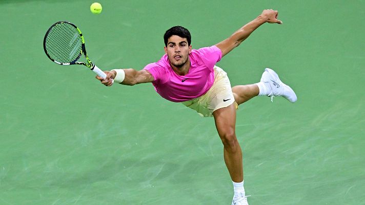 Telediario Matinal - Alcaraz supera a Auger-Aliassime y se mete en las semifinales de Indian Wells