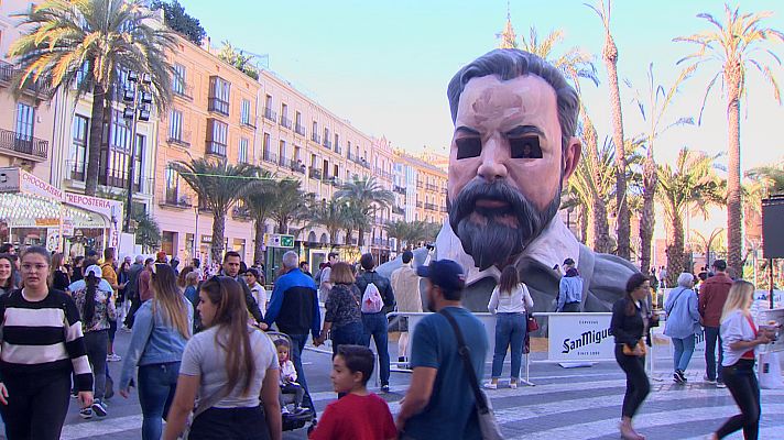 L'informatiu - Comunitat Valenciana - Propostes arriscades de monuments que trenquen amb els dissenys convencionals