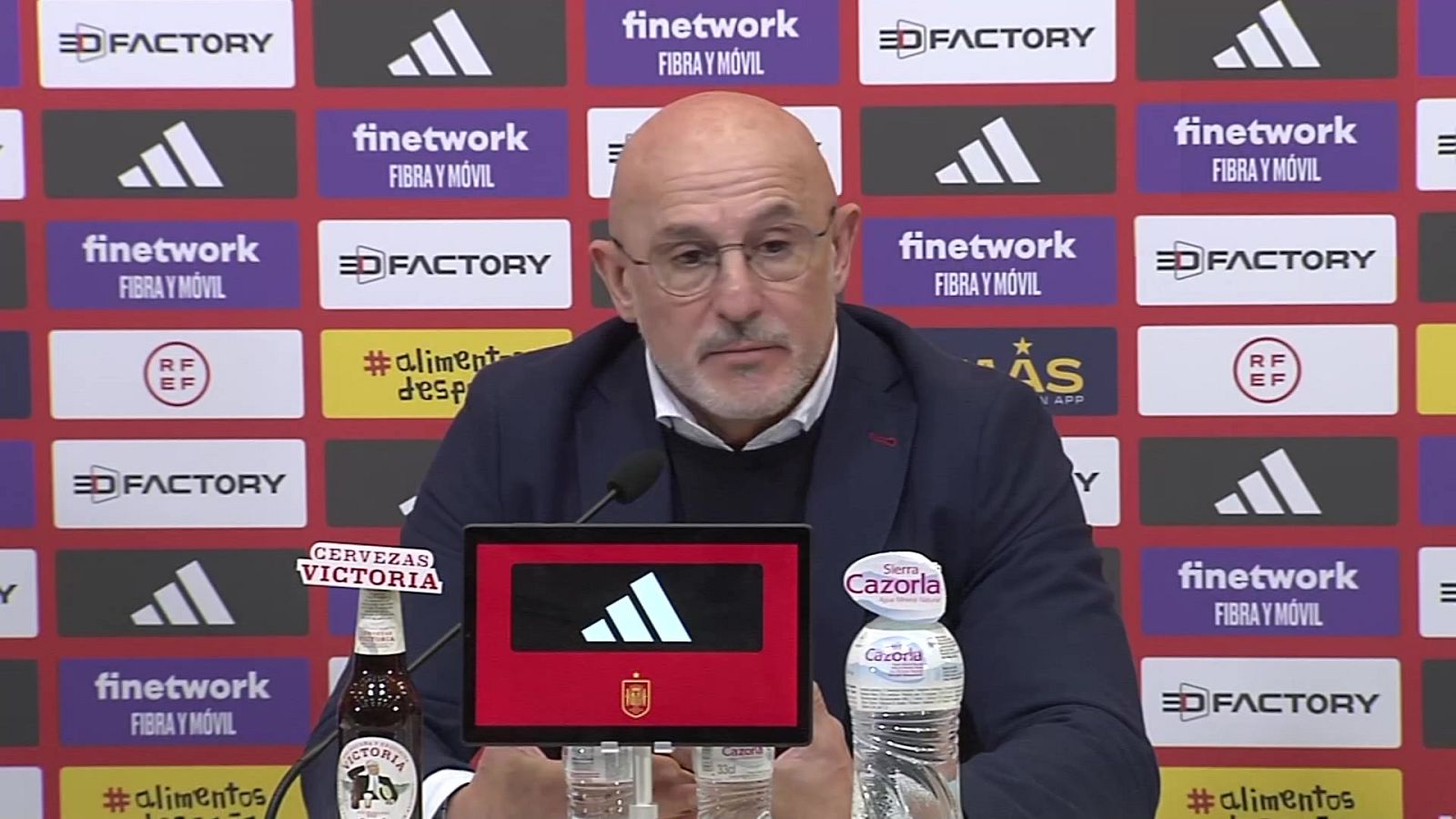 Fútbol - Rueda de prensa Santi Denia y Luis de la Fuente - ver ahora