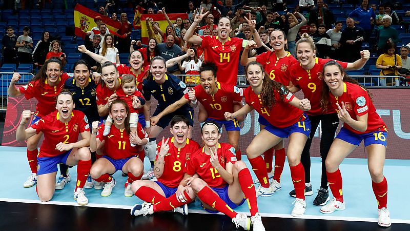 Espa�a gana a Portugal y jugar� la final de la Eurocopa