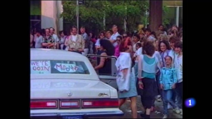 L'Informatiu - La psicologia íntima del fan incondicional