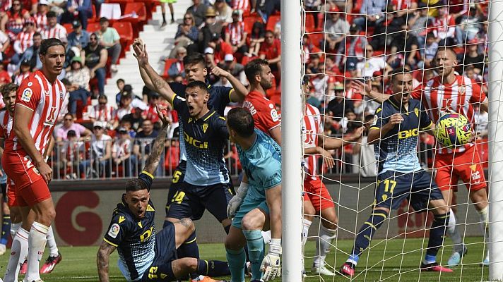 Resúmenes de LaLiga - Almería - Cádiz: resumen del partido de la 26ª jornada