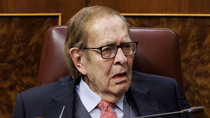 Informativo 24h - Tamames, a Sánchez: "Su Gobierno no respeta la división de poderes"