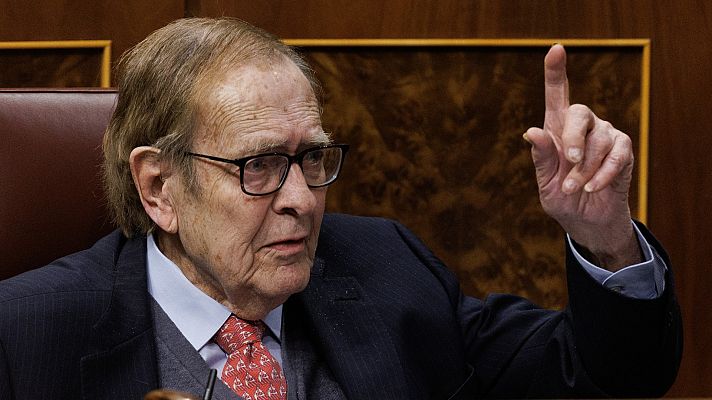 Telediario 1 - Tamames carga contra el "Gobierno Frankenstein" de Sánchez