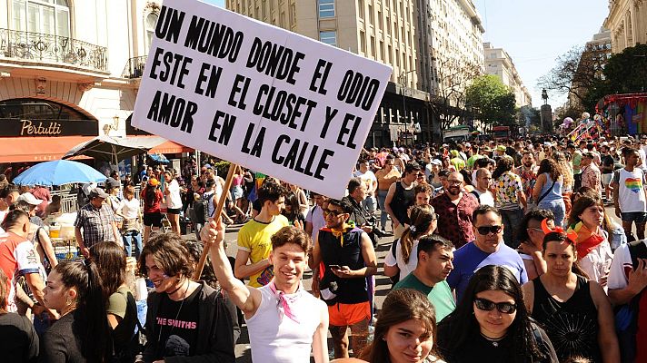 Telediario 2 - Trece organizaciones piden un pacto de estado para terminar con los discursos de odio