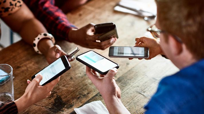 Telediario 1 - Se busca al influencer de la pandemia